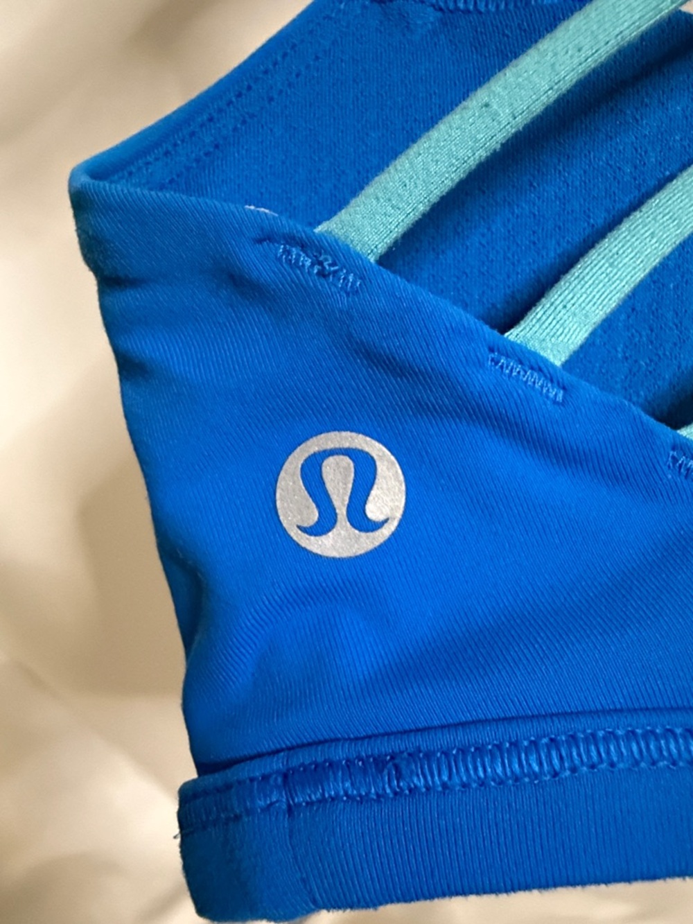 BLUE LULULEMON FREE TO BE BRA - Picture 3 of 3